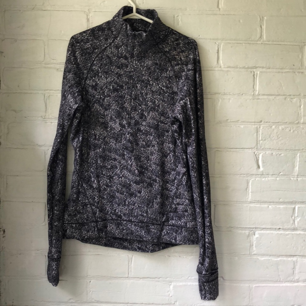 Lululemon thermal soft and warm top - Picture 2 of 6